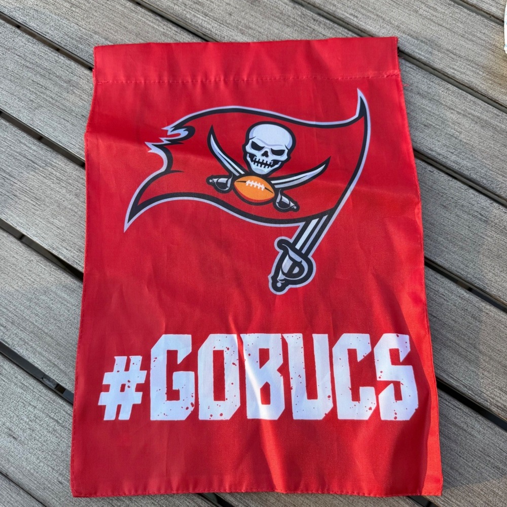 Tampa Bay Buccaneers NFL Garden Flag Red Go Bucs Hashtag Logo 11"x15"